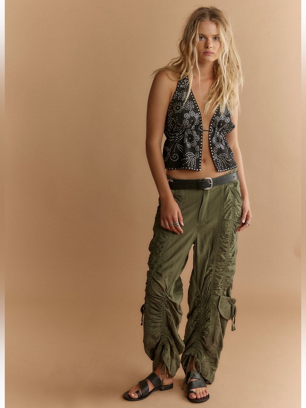 NWT FREE PEOPLE WE THE FREE SCORPIO SHIRRED MID RISE CARGO PANTS